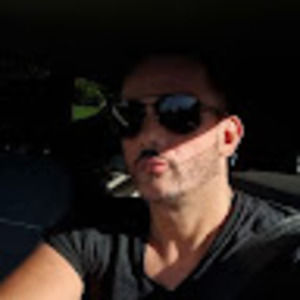 Meet your Posher, Dion